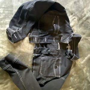 Kittenish black crop jacket never worn